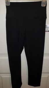 Nude Tech Solid High Waist Capri Women's Small